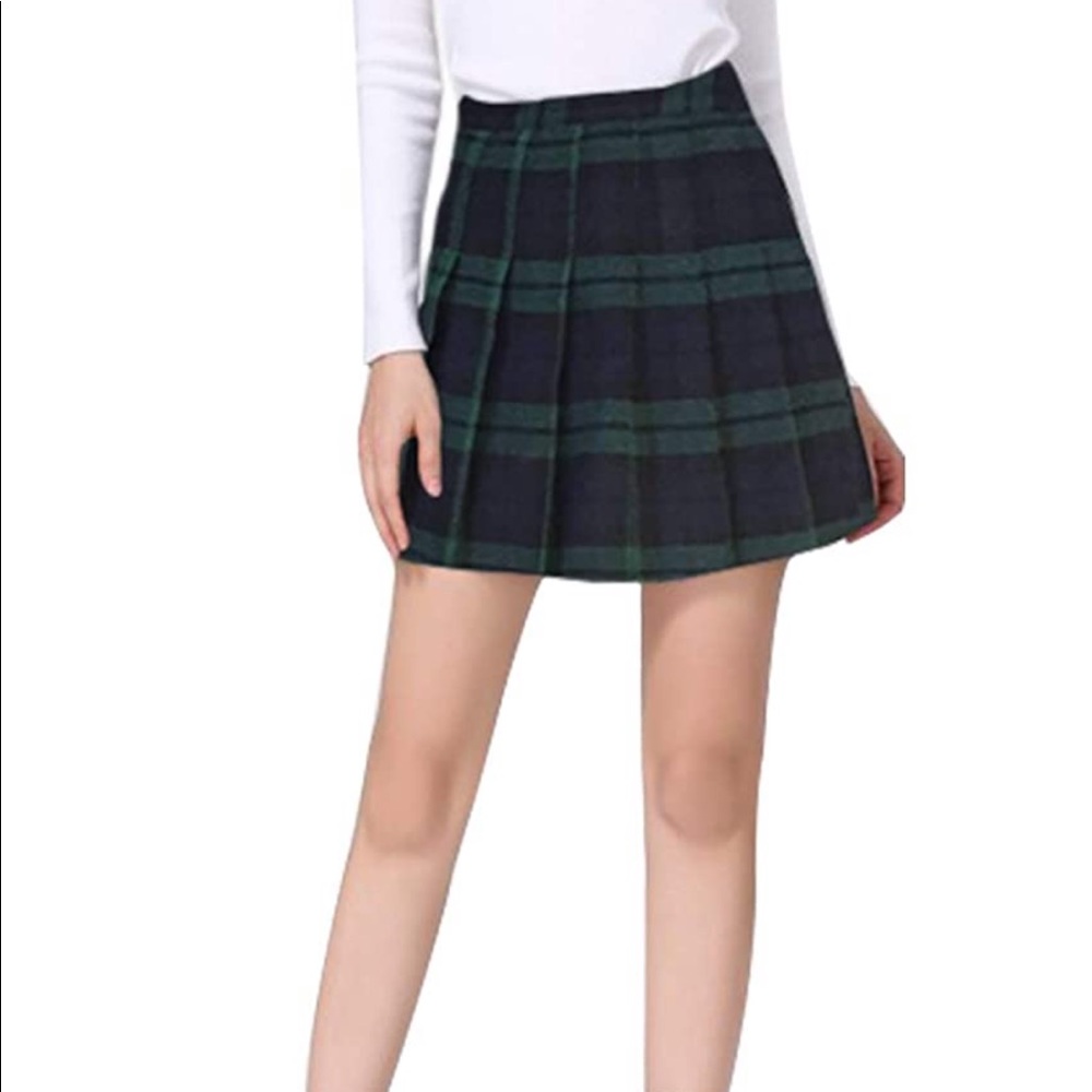 Hoerev plaid skater skirt. XL